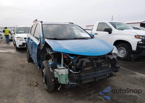 2016 Toyota Rav4 Hybrid Xle z USA, uszkodzony, nr VIN JTMRJREVXGD035175